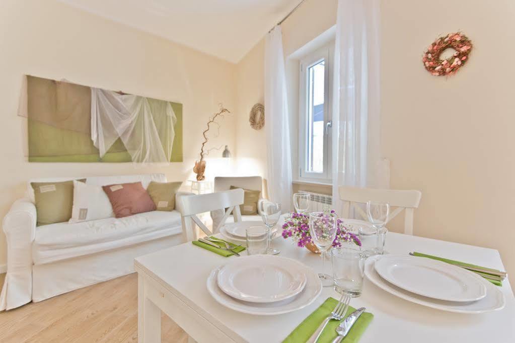 Appia's Apartment *